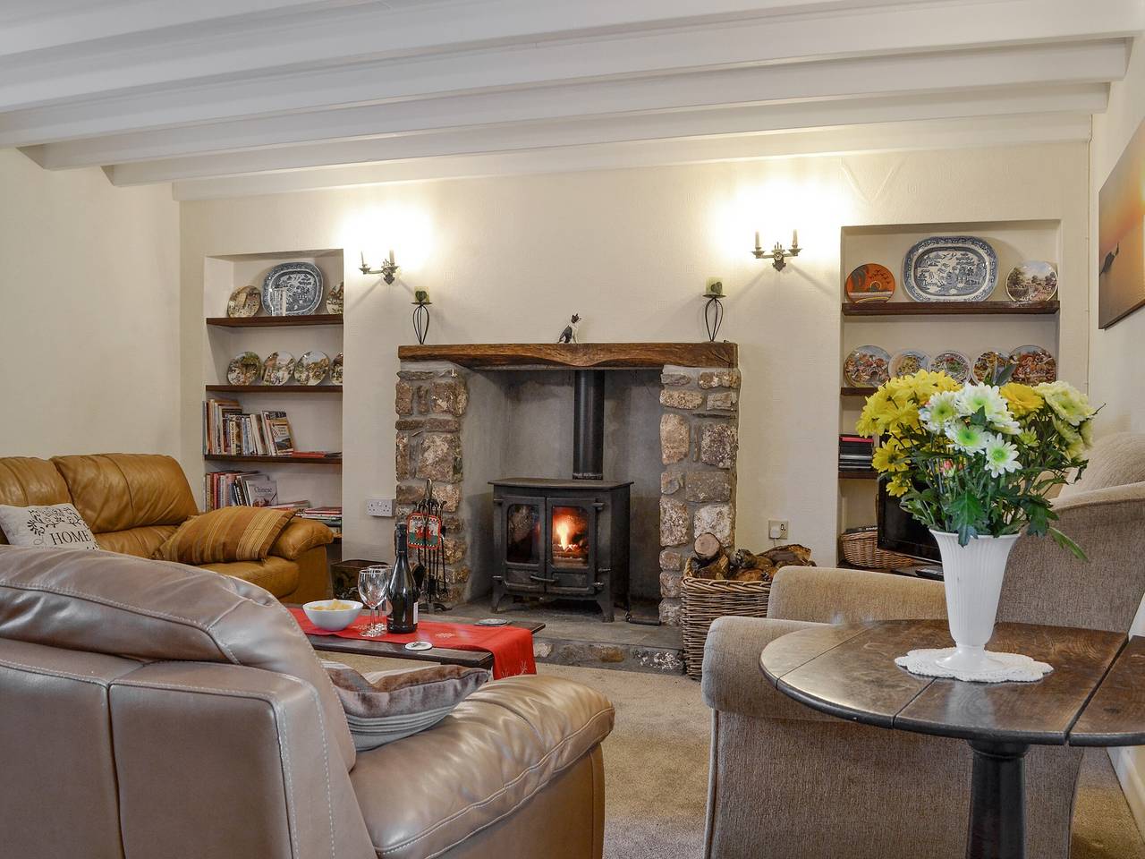 Log Cabin for 6 People in Swansea region