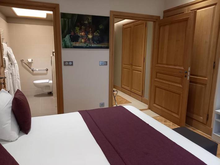 Location de vacances pour 4 personnes, avec piscine et jardin, animaux acceptés à Saint-Cloud - 2