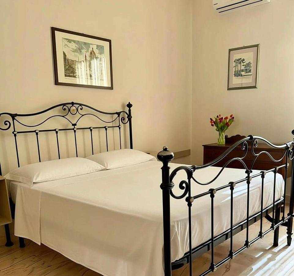 Small Double Room in Cosenza, Provincia di Cosenza