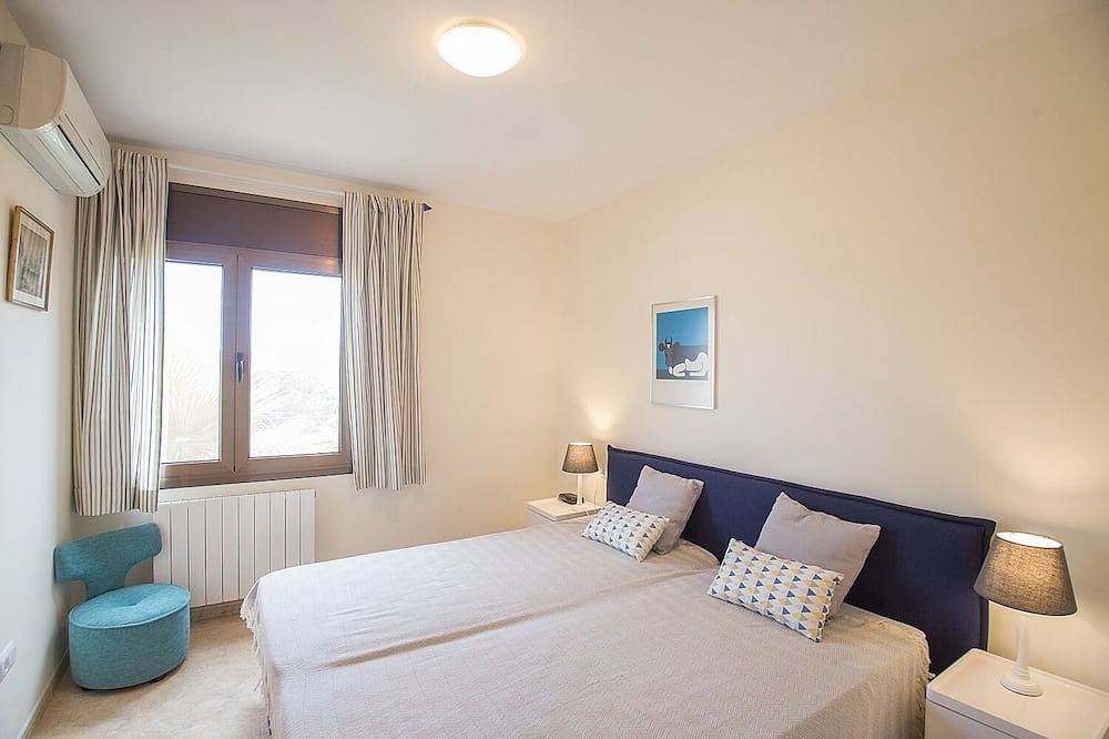 Luxusvilla mit eigenem Pool. Meer- und Bergblick in Mas Ambros, Calonge