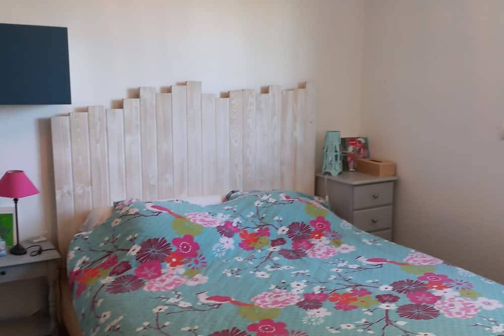 Bright wooden house 5 minutes from the beach in Lampaul-Plouarzel, Brest region