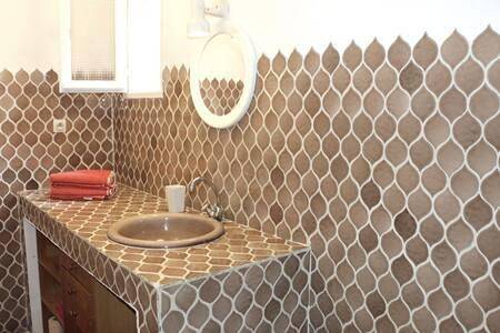 Chambre d’hôte pour 2 personnes, avec vue et jardin dans Parc national de Port-Cros - 2