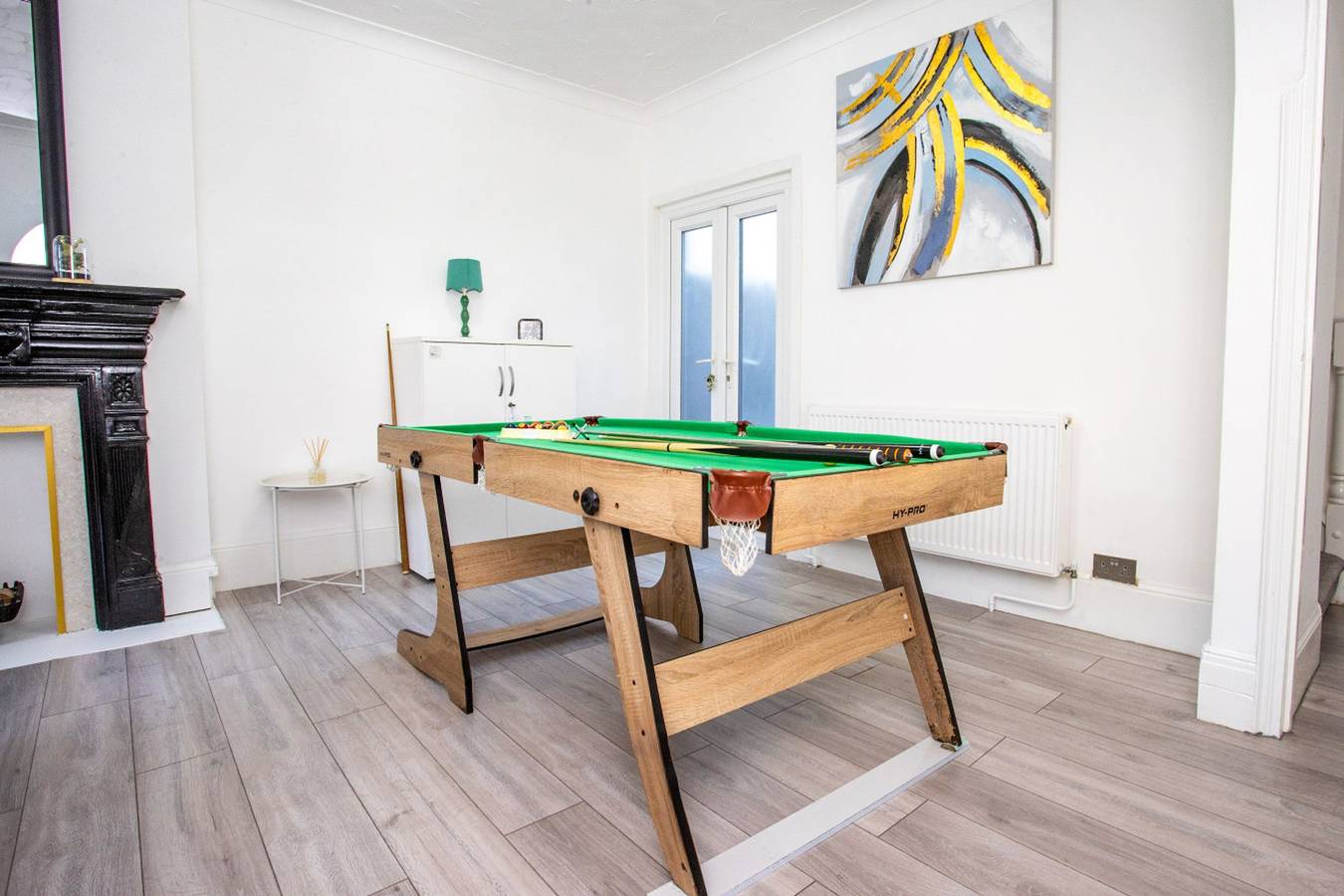 Sunny 3Br Home Near Portsmouth Park in Portsmouth, Südostengland