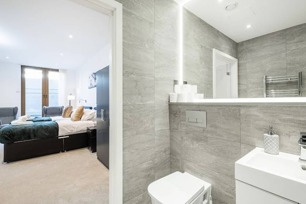 Entire apartment, St Albans Spacious 2 bed, 2 bathrooms apartment Family living space Netflix Wifi in Hertfordshire