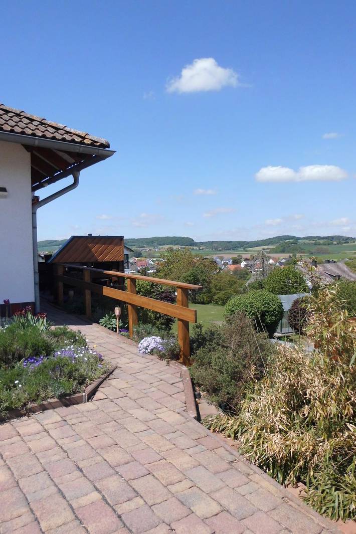Bungalow für 2 Personen, mit Garten und Terrasse in Hessen - 2