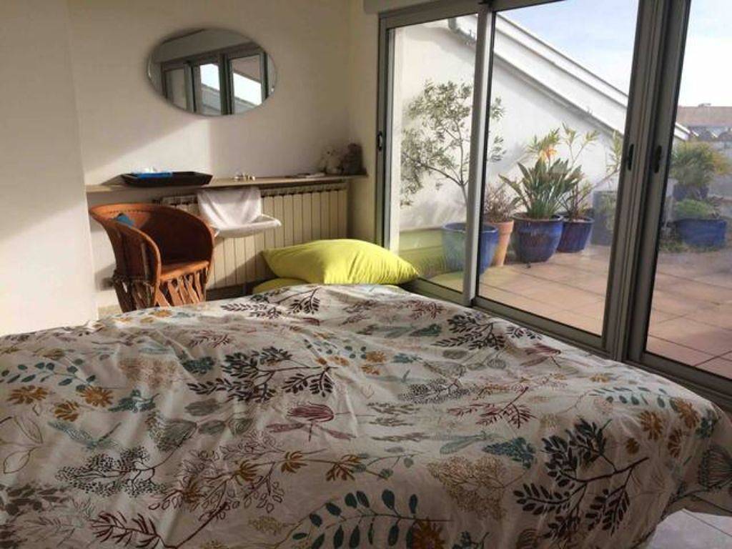 Appartement entier, Appartement vue incroyable et belle terrasse sur lagune de Thau in Mèze, Côte d'Améthyste