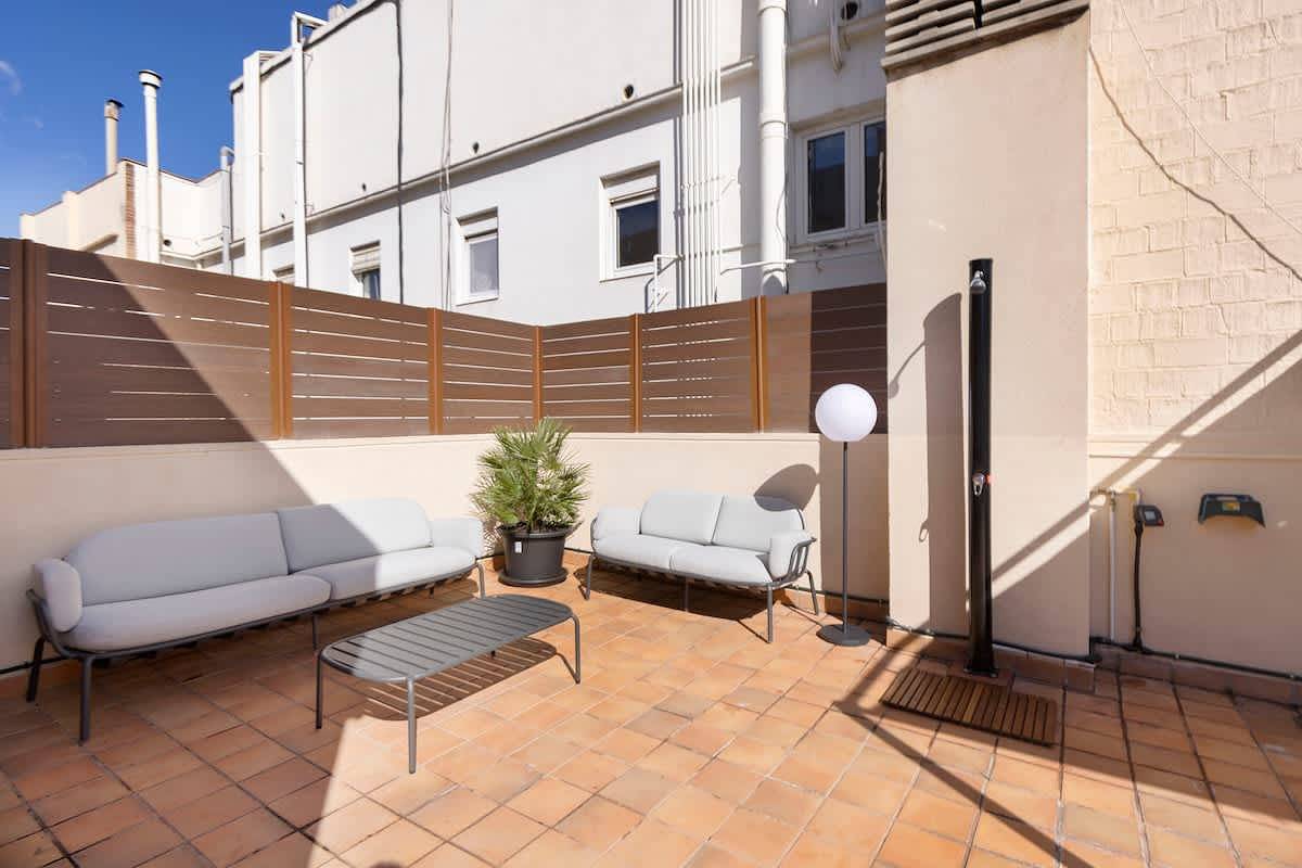 Apartamento entero, Apartamento de vacaciones para 4 personas con jardín in Centro Barcelona, Barcelona