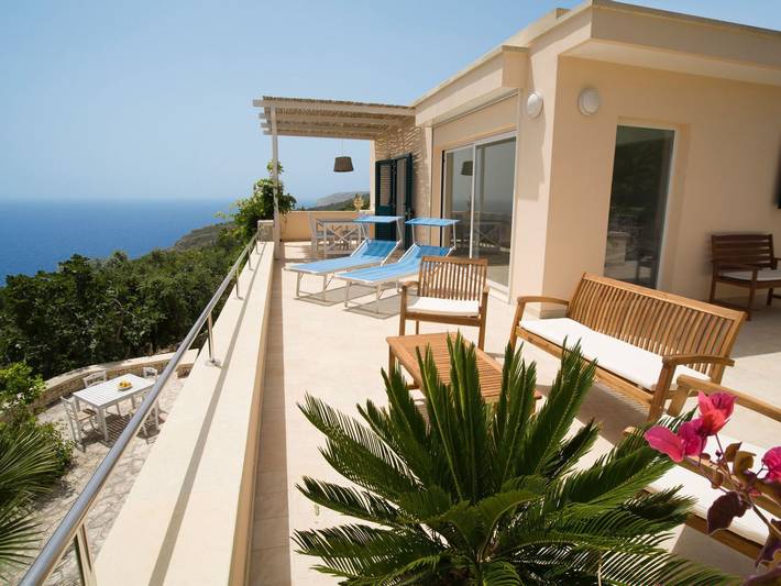 Maison de vacances pour 8 personnes, avec piscine et jardin, animaux acceptés à Novaglie