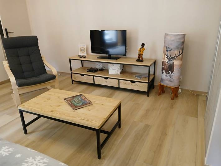 Gîte pour 4 personnes, avec terrasse à Cerdon (Ain) - 4