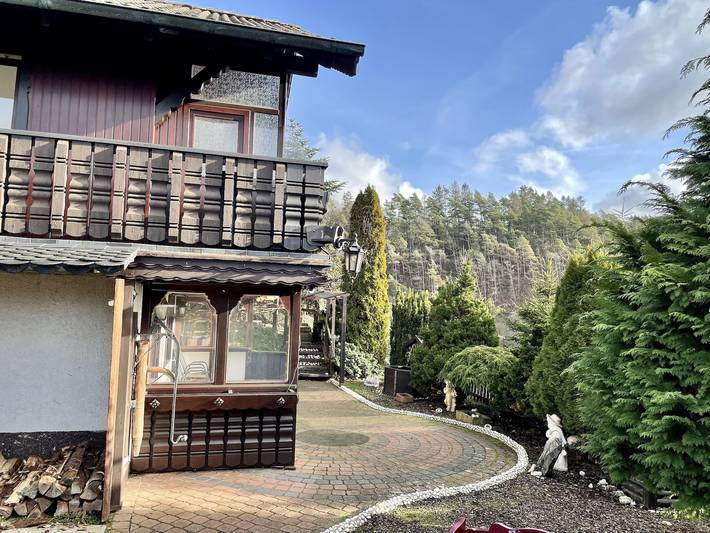 Holiday Home 'Balke' with Mountain View, Garden, Terrace & Wi-Fi in Hatzfeld, Landkreis Waldeck-Frankenberg