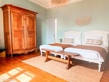 Chambre d’hôte pour 3 personnes, avec terrasse et vue ainsi que jardin et sauna à Le Bernard