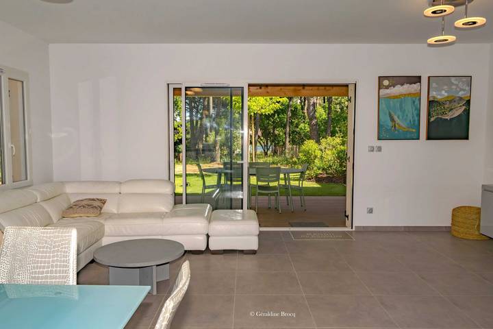 Location de vacances pour 6 personnes, avec terrasse et piscine dans Plage de la Nartelle - 3