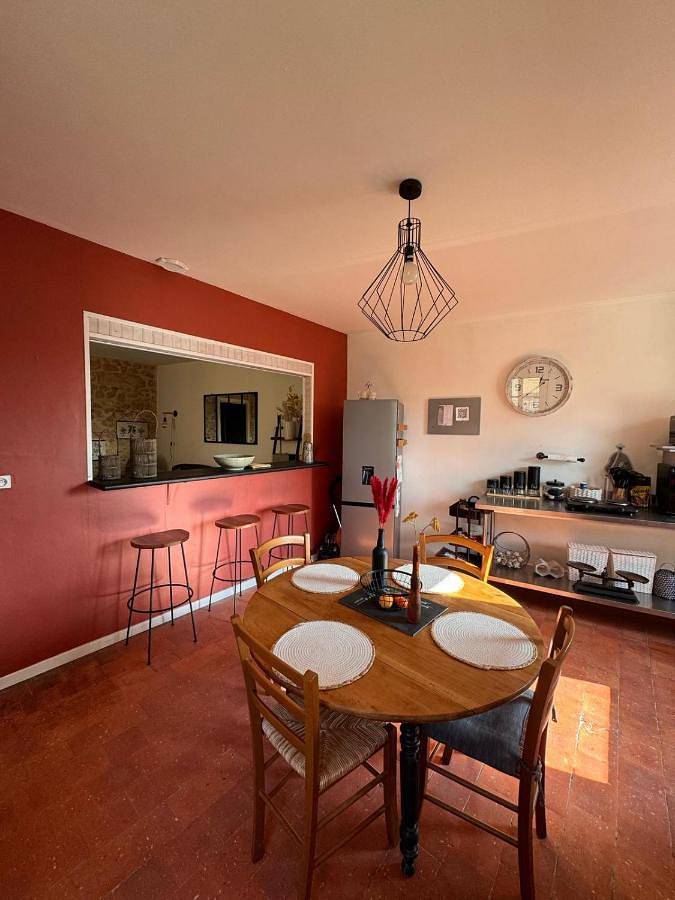 Location de vacances pour 5 personnes, avec balcon ainsi que vue et jardin à Durtal - 4
