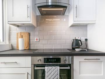 Glamping for 4 People in Belfast, County Antrim, Photo 3