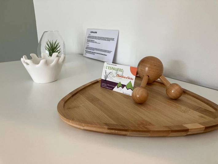 Location de vacances pour 2 personnes, avec vue et jardin à Le Falgoux - 2