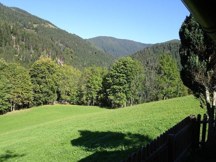 Gemütliche Erdgeschosswohnung in der Nähe der Skilifte und des Stadtzentrums in Eben im Pongau in Eben im Pongau, Tennengau