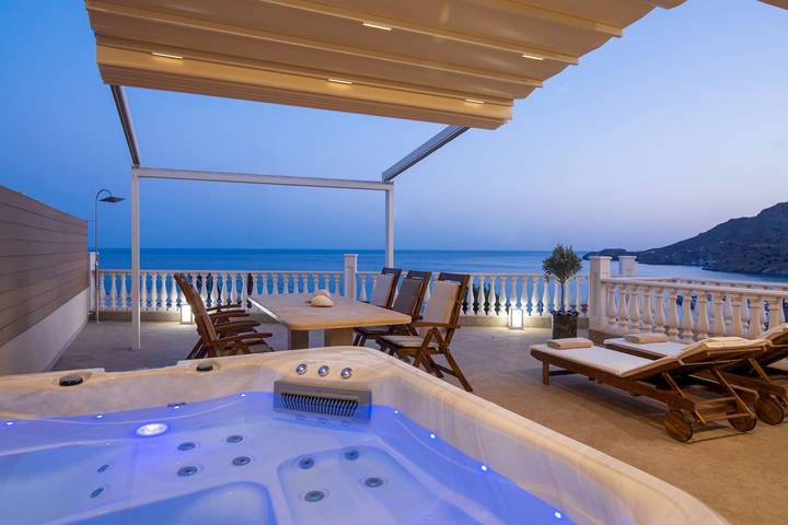 Ferienhaus für 7 Personen mit Balkon in Tsoutsouros, Iraklio-Heraklion und Umgebung