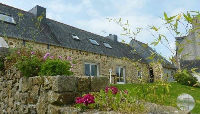 Cottage pour 5 personnes, avec vue ainsi que jardin et vue sur le lac, animaux acceptés à Lanvéoc