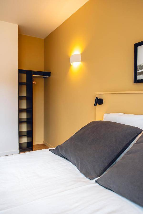 Double Room with Balcony in Lyon, Lyon et ses environs