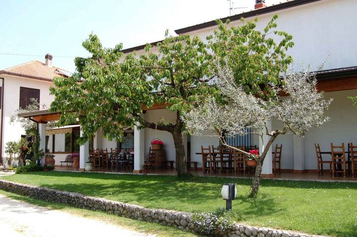 Gîte pour 3 personnes, avec vue et jardin, animaux acceptés à Arpino - 3