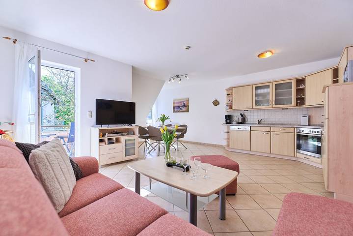 Ferienwohnung für 4 Personen, mit Balkon in Peenemünde