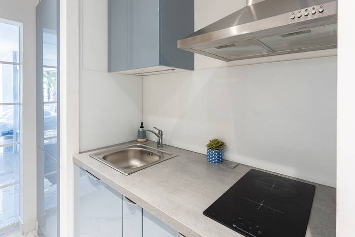 Gîte pour 3 personnes, avec Piscine dans Port des Marines de Cogolin - 4
