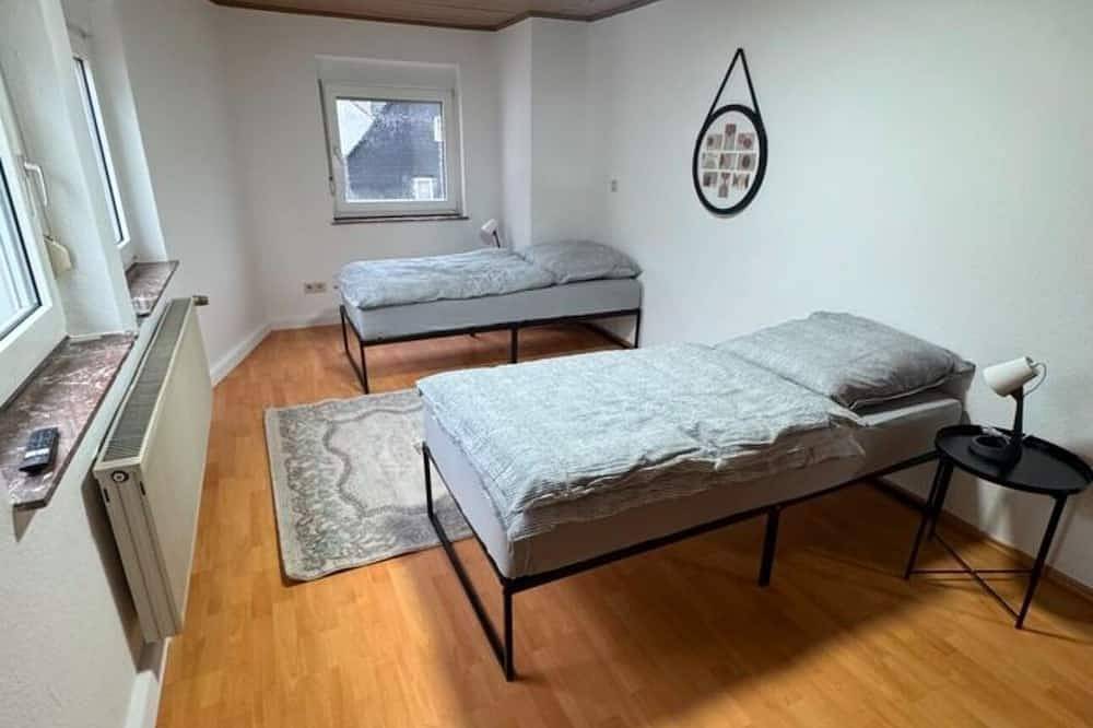 Ganze Wohnung, Schelder Gästezimmer in Dillenburg, Naturpark Lahn-Dill-Bergland