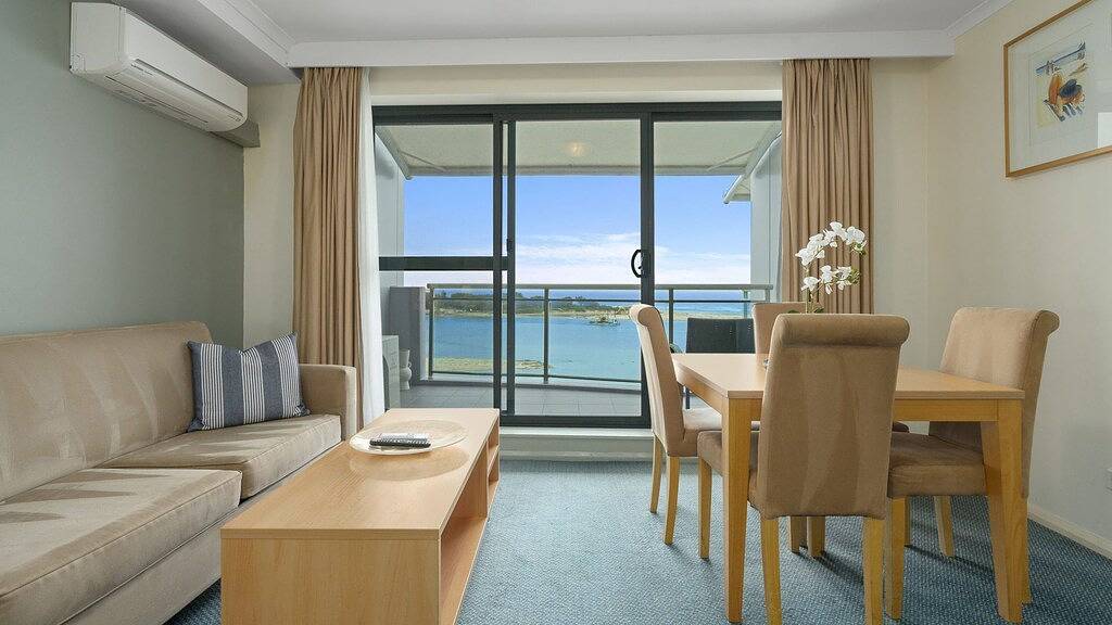 Ganze Wohnung, The Entrance Waterfront Resort, Unit 510 in The Entrance, New South Wales
