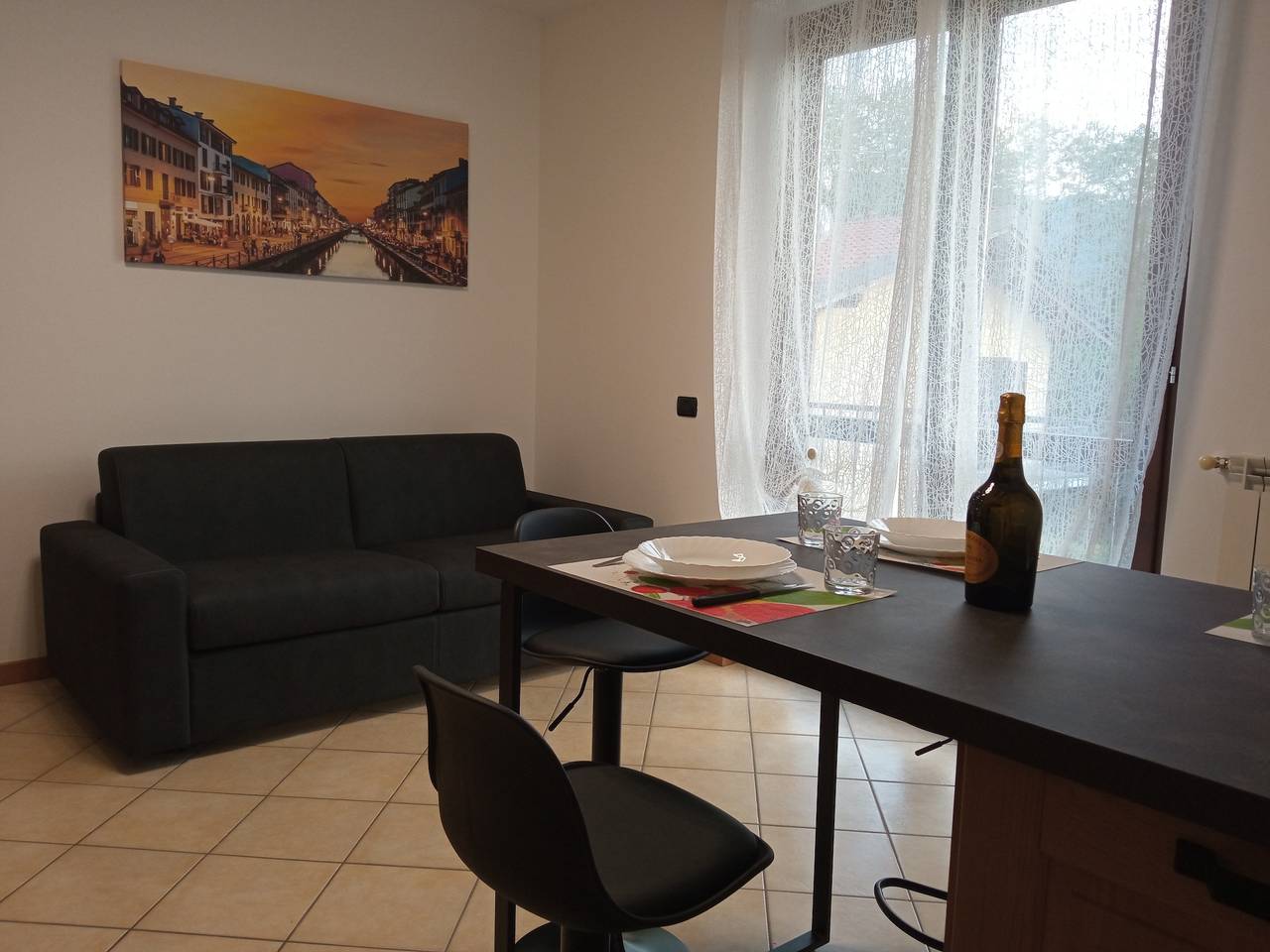 Appartement entier, Belmonte Holiday Apartment in Brezzo di Bedero, Lac Majeur (Lombardie)