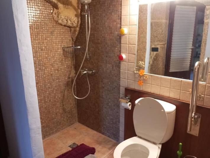 Chalet para 3 personas, con vistas además de piscina y jardín en Provincia de Pontevedra - 3