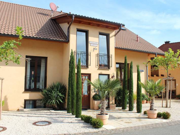 Ferienwohnung für 6 Personen, mit Balkon und Terrasse in Rust