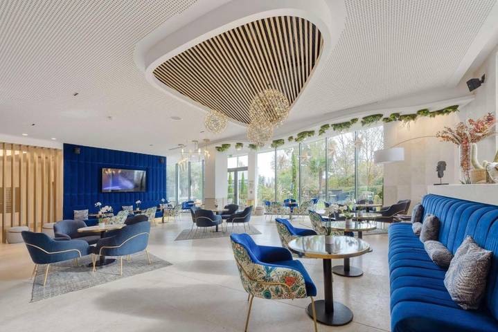 Hôtel pour 2 personnes, avec jardin et vue ainsi que piscine et sauna à Limonest - 2