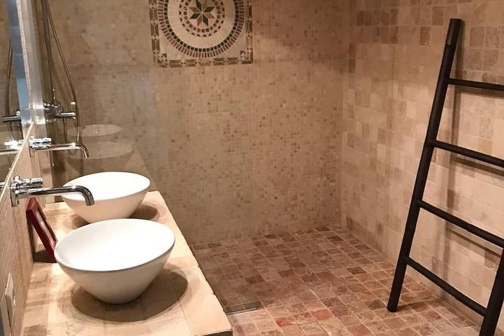 Villa Sul Mare Con Piscina A Sfioro E Accesso Privato Al Mare in Alghero, Provincia di Sassari