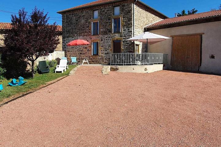 Gîte pour 11 personnes, avec Terrasse et Jardin à Saint-Paul-de-Vézelin