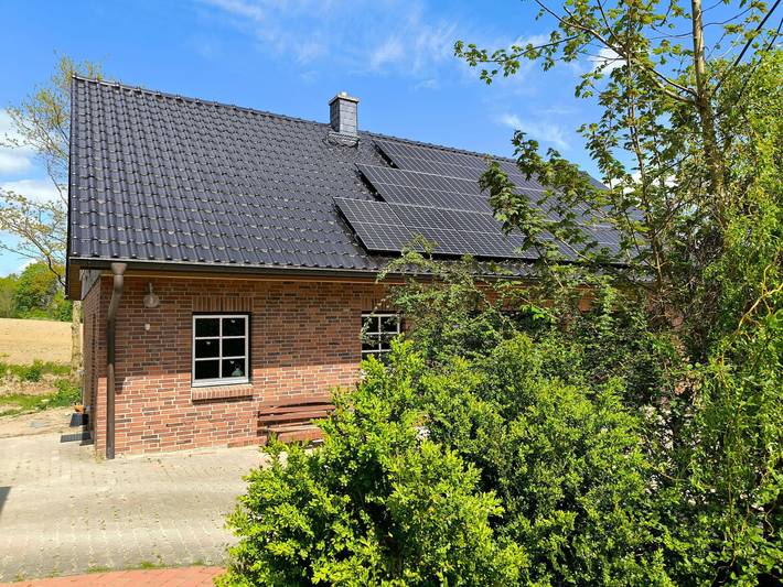 Ferienwohnung für 5 Personen, mit Terrasse und Garten sowie Ausblick in Mecklenburgische Schweiz