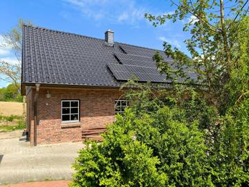 Ferienwohnung für 5 Personen, mit Garten und Terrasse sowie Ausblick, kinderfreundlich in Groß Wokern