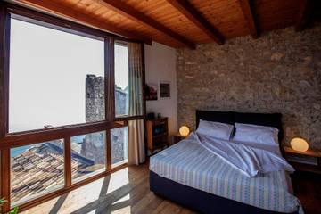 Holiday Apartment for 2 People in Tignale, Garda Mountains, Photo 3