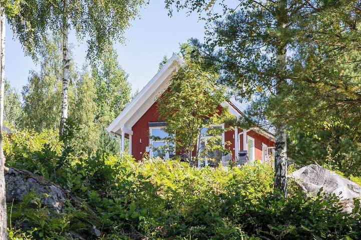 Ferienhaus für 6 Personen, mit Terrasse und Sauna sowie Garten