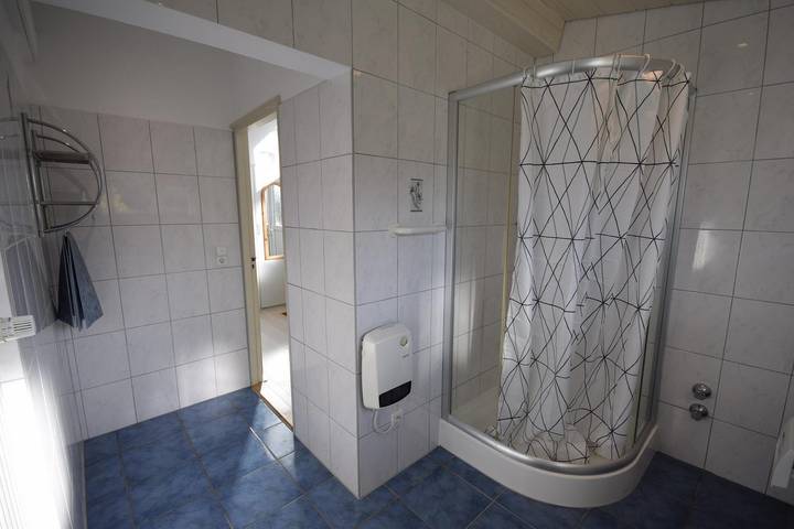 Ferienhaus für 6 Personen, mit Balkon/Terrasse und Terrasse in Oostkapelle - 3