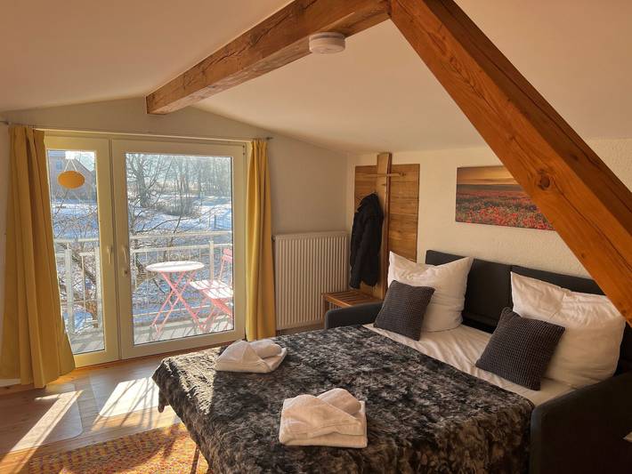 Ferienwohnung für 2 Personen, mit Balkon und Terrasse sowie Garten und Ausblick in Dobbin-Linstow