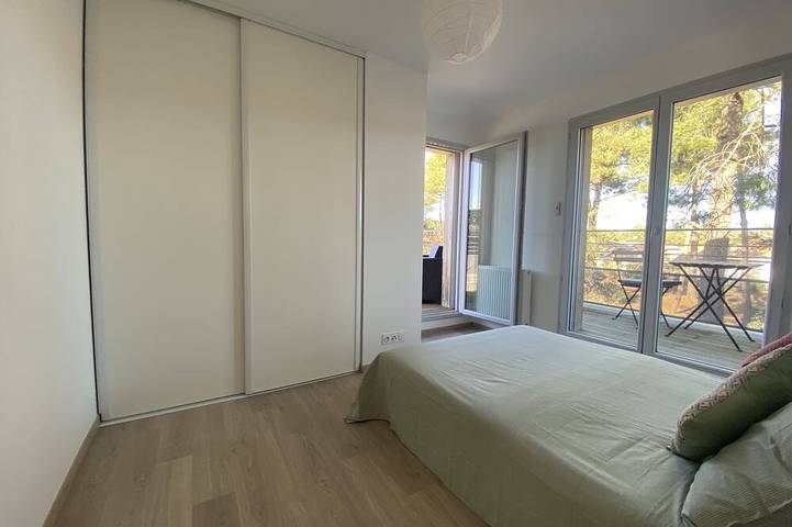 Villa pour 8 personnes, avec terrasse ainsi que jardin et jacuzzi, animaux acceptés à Mimizan - 4