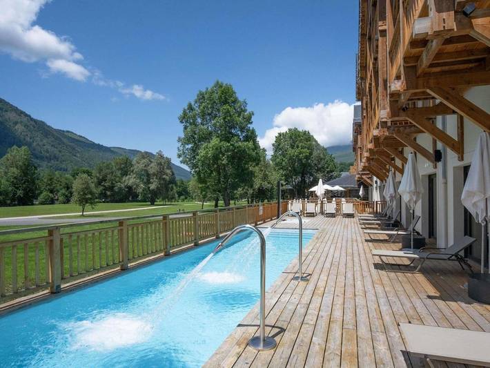 Hôtel pour 2 personnes, avec Balcon et Jacuzzi ainsi que Terrasse et Jardin