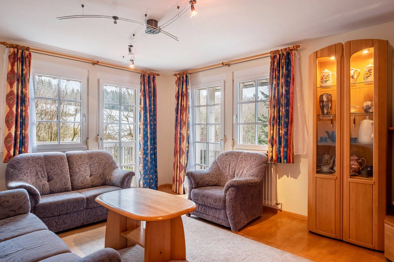 Ganze Wohnung, Ferienwohnung 'Schwarzwaldblick' mit Bergblick, Gemeinschaftspool und Gemeinschaftsgarten in Oberwolfach, Mittlerer Schwarzwald