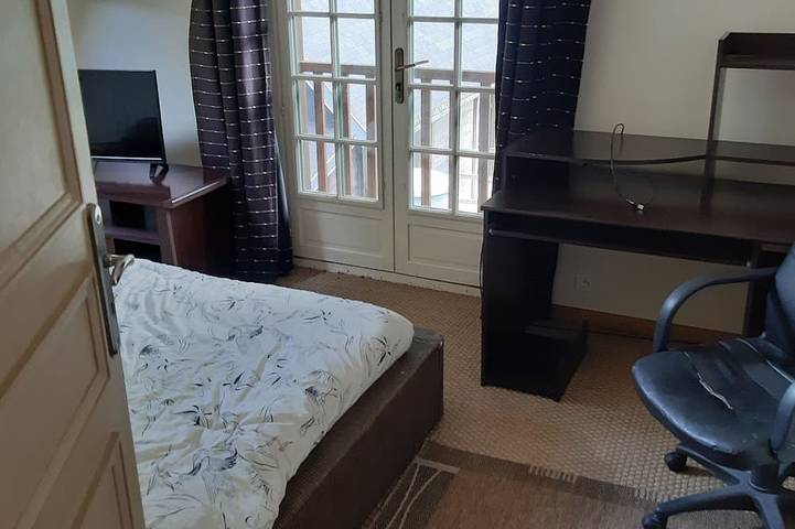 Gîte pour 6 personnes, avec jardin et jacuzzi à Bernières (homonymie) - 4