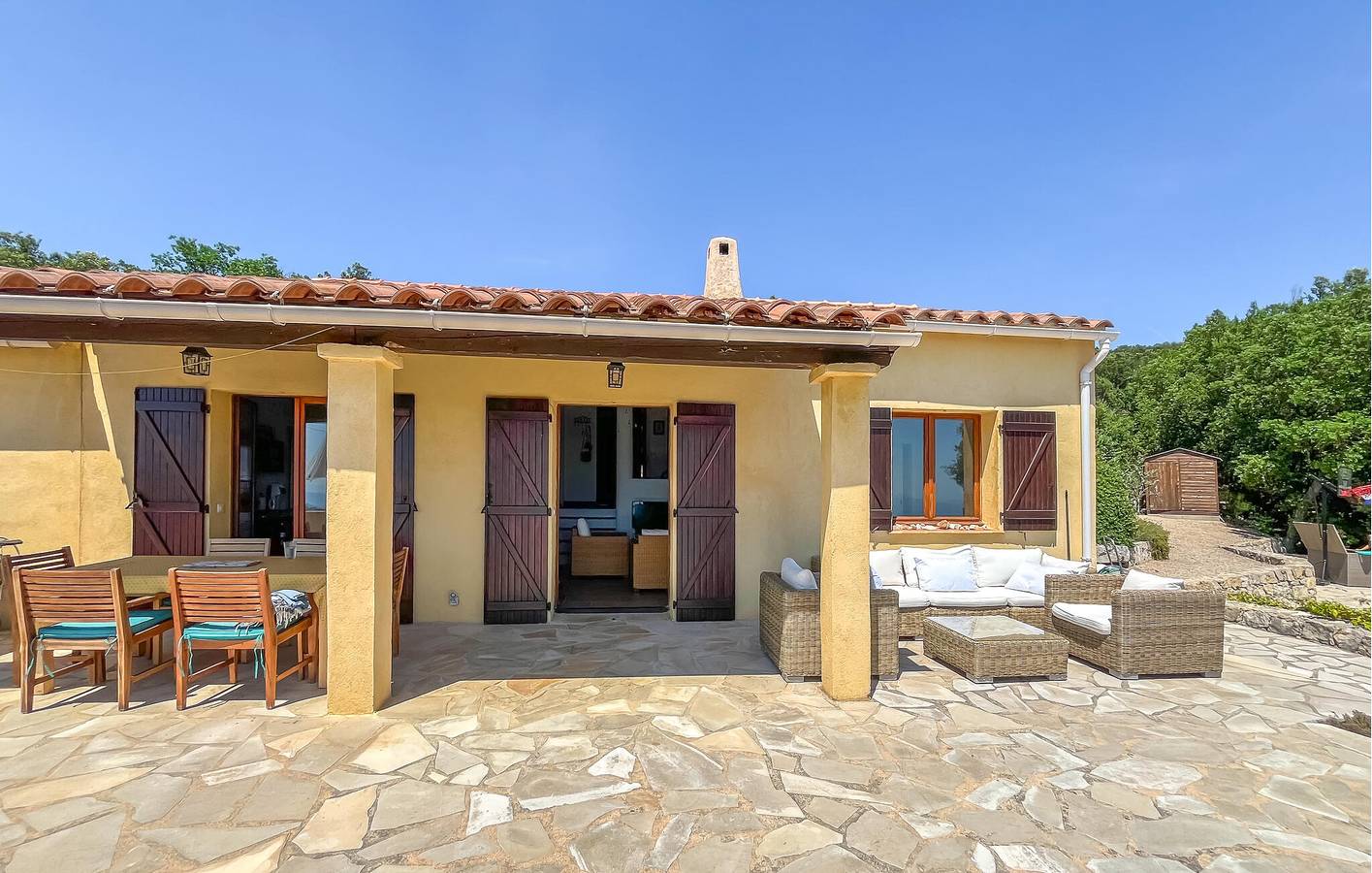 Charmant appartement de 2 chambres avec piscine et terrasse à Mons (Var) in Mons (Var), Région de Draguignan