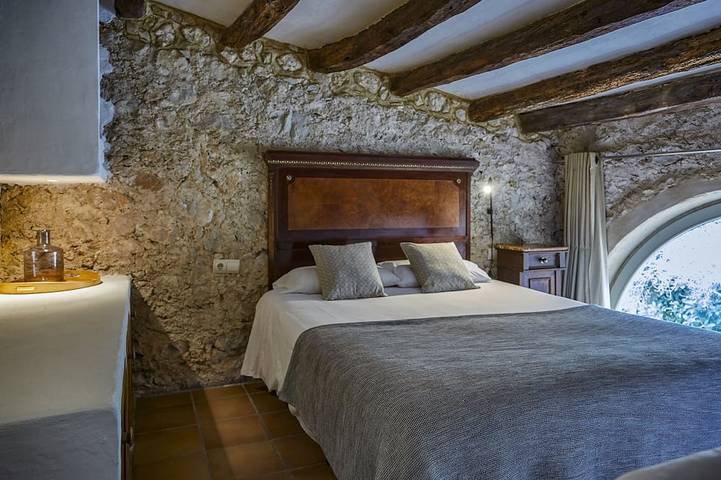 Sitges Hill Retreats - Masia Nur:  22 bedrooms divided over 9 houses, 44 guests in Vora-Sitges, Canyelles (Barcelona)