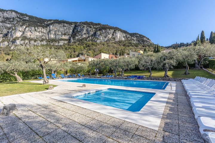 Ferienhaus für 4 Personen mit Balkon in Corno (Garda), Garda