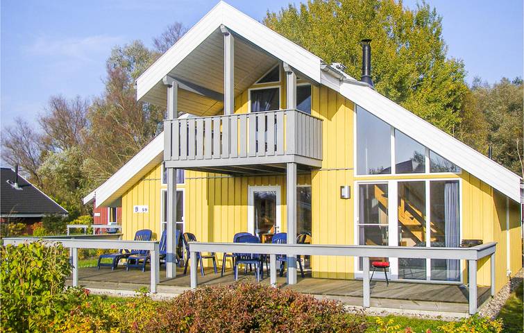 Ferienhaus für 6 Personen, mit Sauna und Whirlpool sowie Garten und Terrasse in Röbel-Müritz - 2