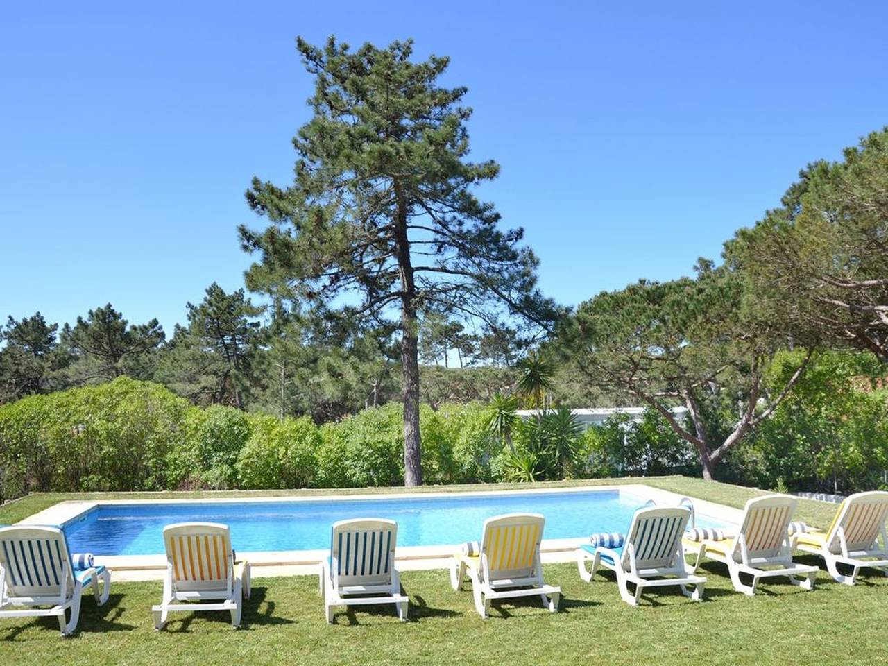 Villa para 16 pessoas com jardim in Colares, Costa de Lisboa