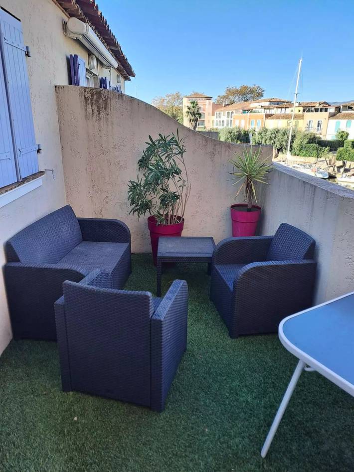 Ferienwohnung für 4 Personen, mit Ausblick und Pool in Cogolin - 3